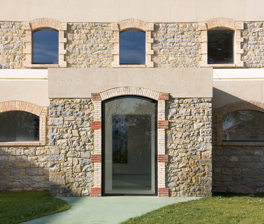 Centro Psiquiátrico / VAILLO + ARCHITECTS + GALAR + VELAZ - Imagen 4 de 40