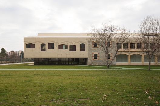 Centro Psiquiátrico / Galar + Vélaz + VAILLO + ARCHITECTS - Imagen 16 de 40