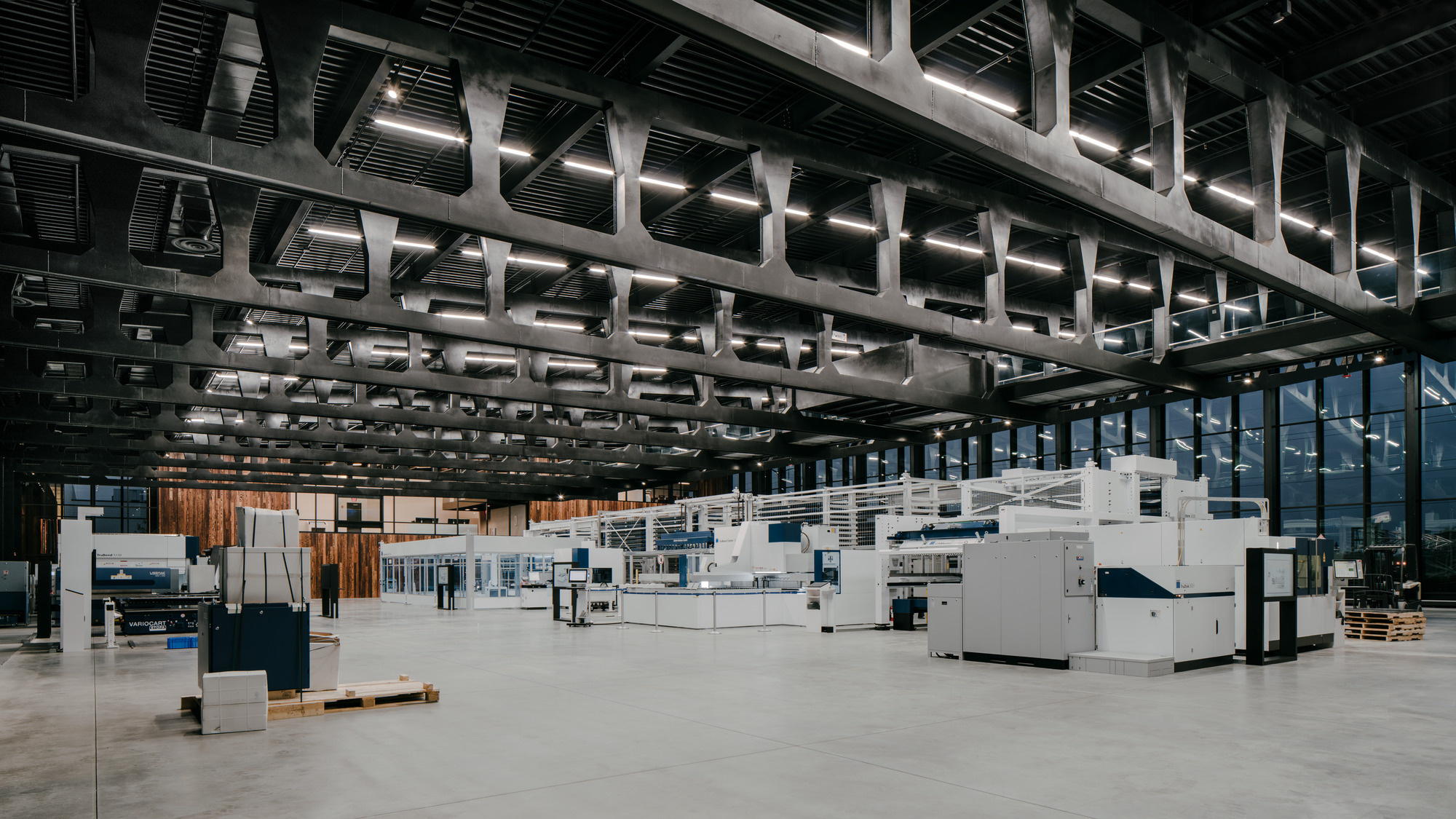 Gallery of Trumpf Smart Factory Chicago / Barkow Leibinger - 31
