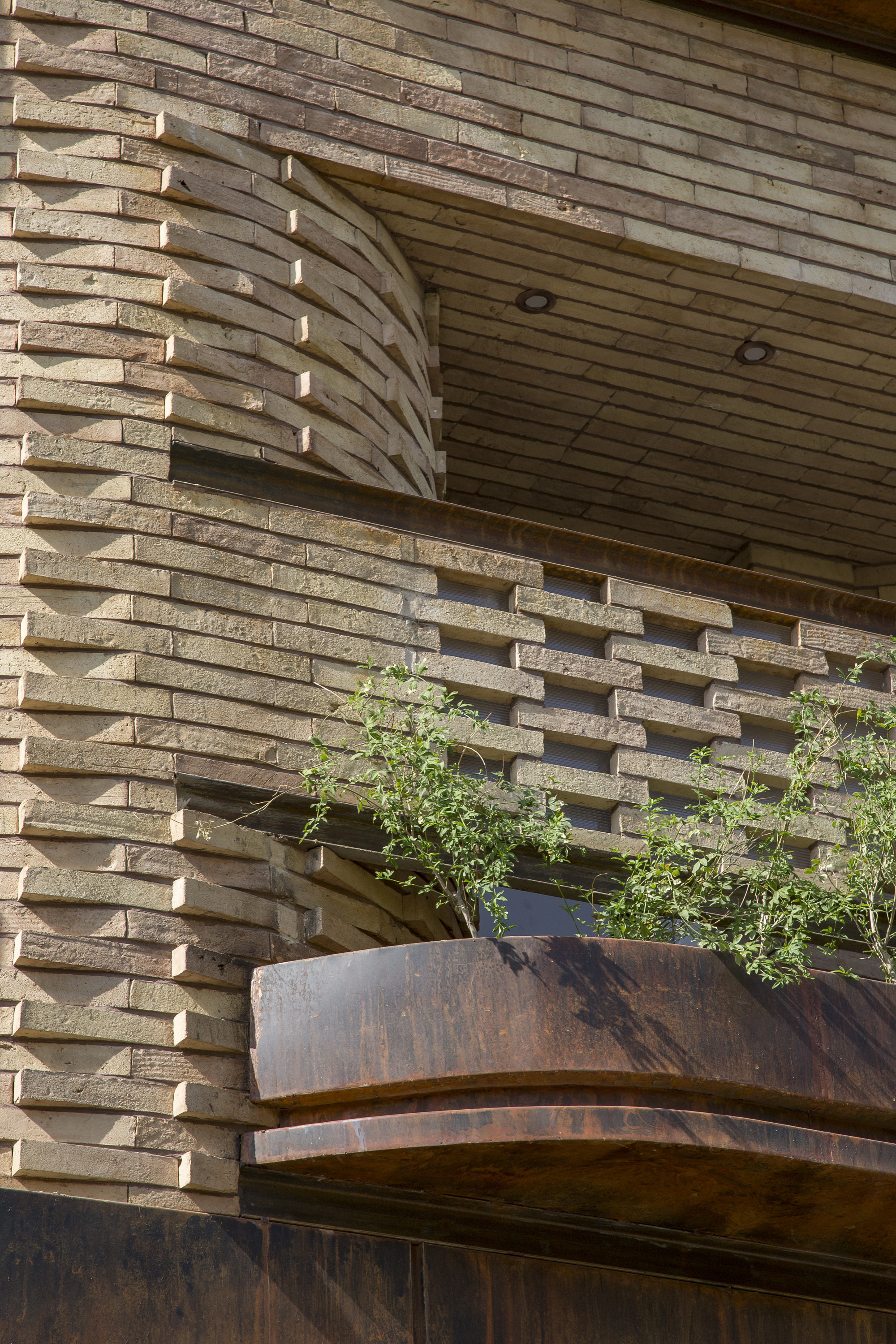 Gallery of Safari Residential Apartment / Ashari Architects 3