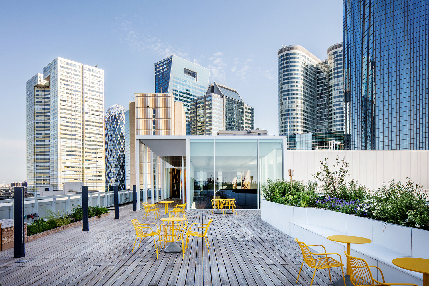 Gallery of Ampère e+ Refurbishment of Sogeprom Headquarters / Ateliers