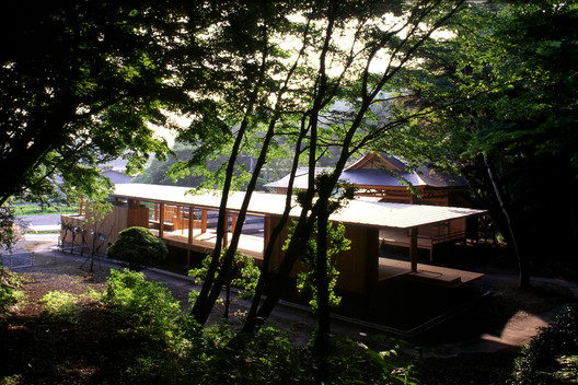 隈研吾自我讲述!解读金融危机背后的建筑蜕变