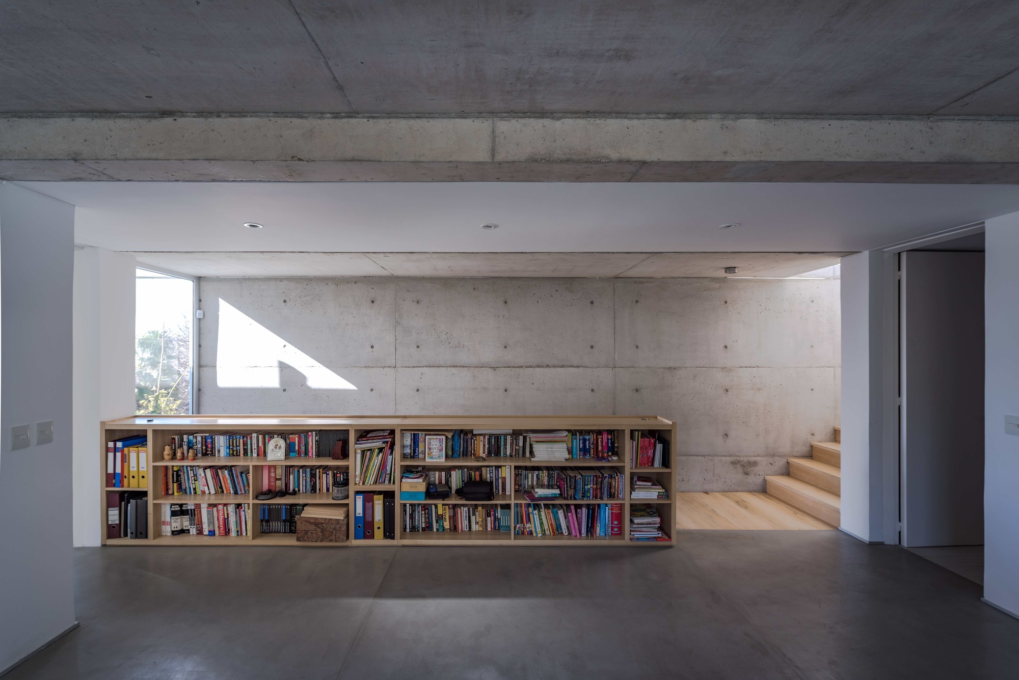 Gallery of LRC House / BDB Arquitectos - 2