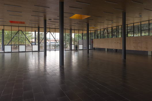 University of Bío-Bío Cafeteria / Nelson Arias + Hernán Ascui + Nicolás Sáez - Image 8 of 36
