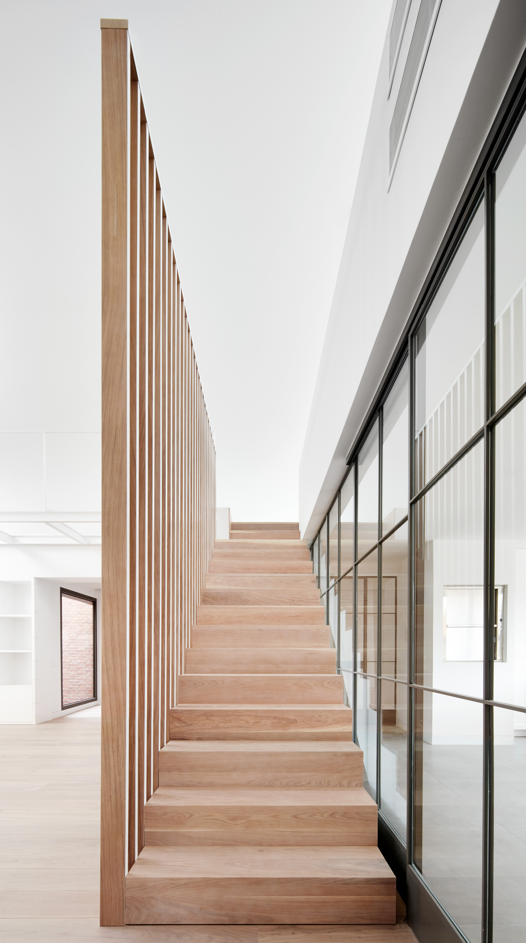 Gallery of House MD / Lucas y Hernández Gil 26