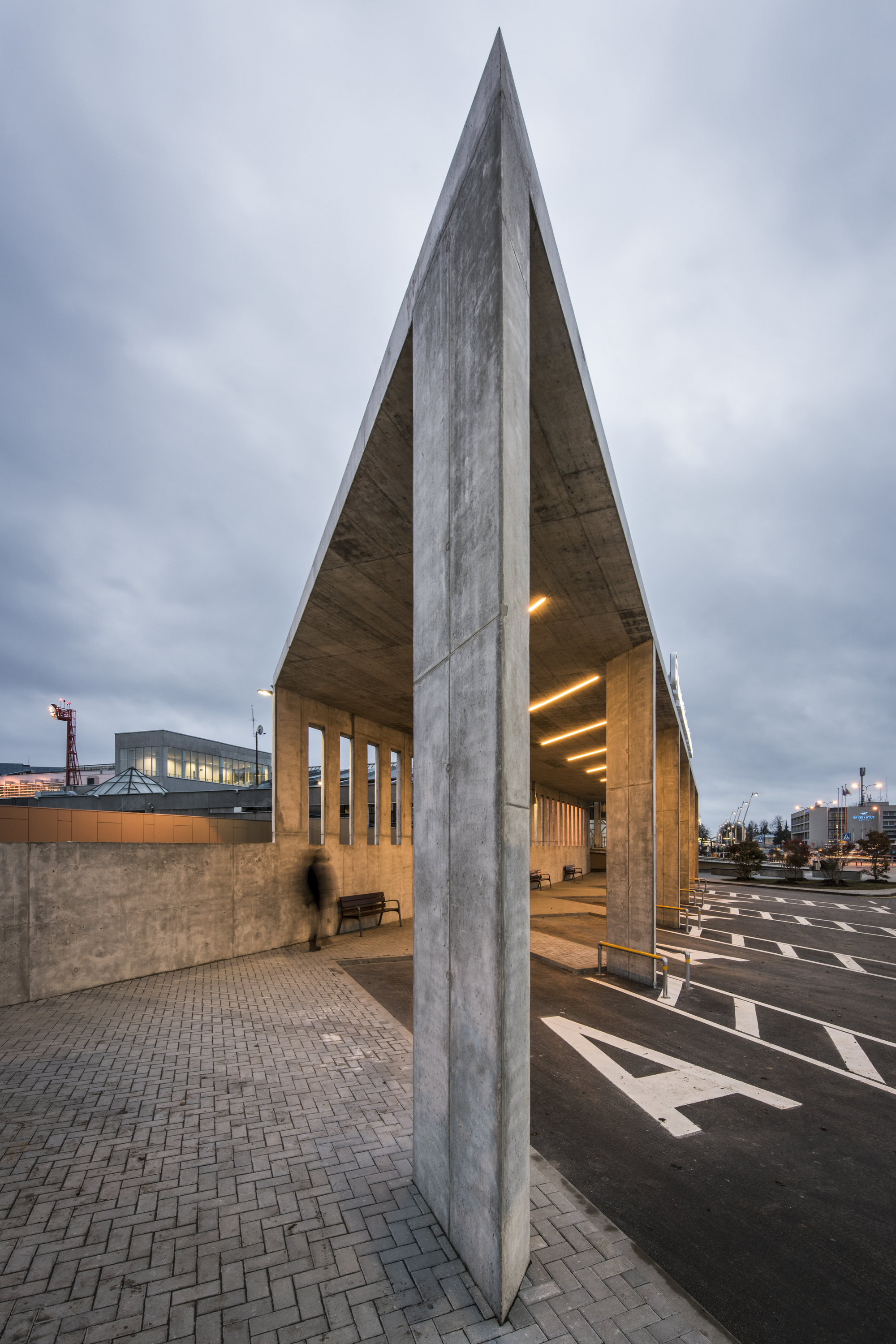 VILNIUS HOSTEL NEAR BUS STATION visual data 6