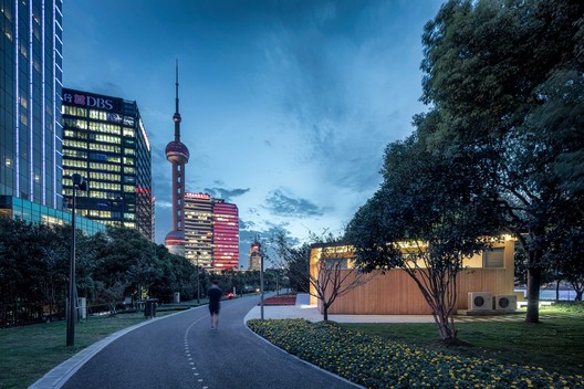 River View Service Station / ZHOU Wei + ZHANG Bin / Atelier Z+ River View Service Station / ZHOU Wei + ZHANG Bin / Atelier Z+ - Image 10 of 48