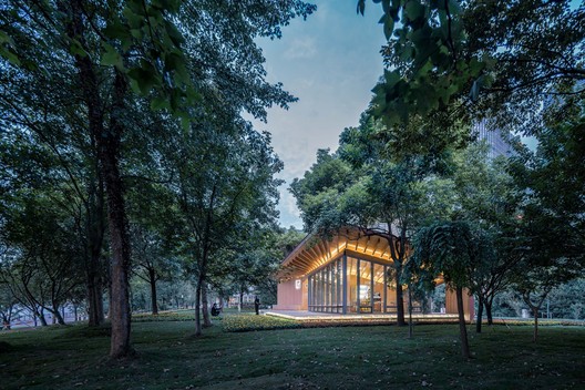 River View Service Station / ZHOU Wei + ZHANG Bin / Atelier Z+ River View Service Station / ZHOU Wei + ZHANG Bin / Atelier Z+ - Image 32 of 48