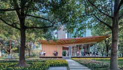 River View Service Station / ZHOU Wei + ZHANG Bin / Atelier Z+