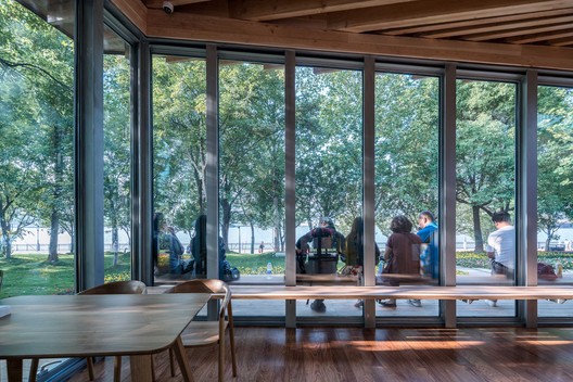 River View Service Station / ZHOU Wei + ZHANG Bin / Atelier Z+ River View Service Station / ZHOU Wei + ZHANG Bin / Atelier Z+ - Image 9 of 48