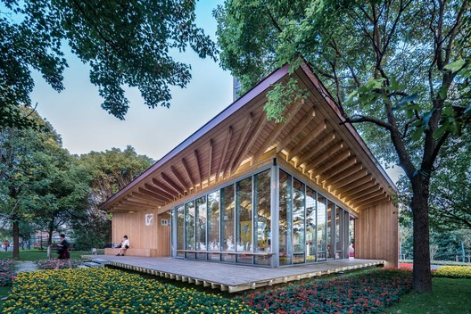 River View Service Station / ZHOU Wei + ZHANG Bin / Atelier Z+ River View Service Station / ZHOU Wei + ZHANG Bin / Atelier Z+ - Image 17 of 48