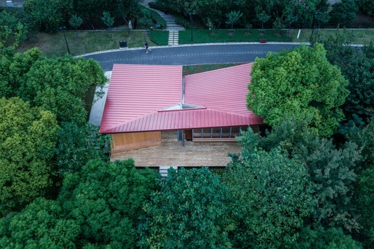 River View Service Station / ZHOU Wei + ZHANG Bin / Atelier Z+ River View Service Station / ZHOU Wei + ZHANG Bin / Atelier Z+ - Image 15 of 48