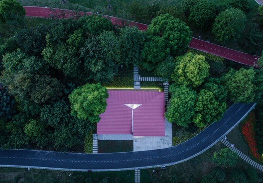River View Service Station / ZHOU Wei + ZHANG Bin / Atelier Z+ River View Service Station / ZHOU Wei + ZHANG Bin / Atelier Z+ - Image 13 of 48