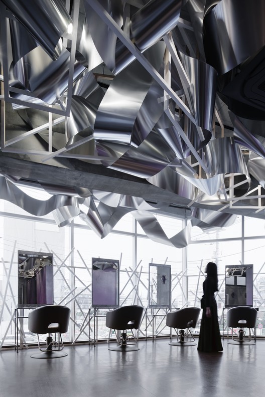 Crystalscape  / Moriyuki Ochiai Architects - Interior Design, Beam, Lighting, Chair