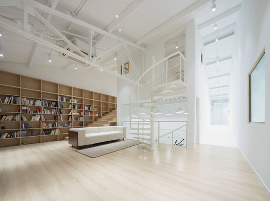 Big Fish & Begonia Film Studio / hyperSity Architects - Image 26 of 39