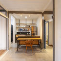 Franceschi Container Houses / Re Arquitectura + DAO - Table, Chair