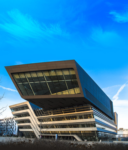 Fotos mostram o claro e o escuro na Biblioteca de Viena, do Zaha Hadid Architects - 1 的图像 4