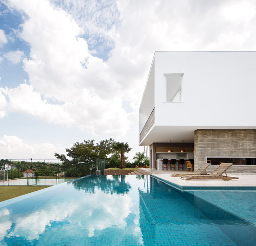 Casa en el Valle / idsp arquitetos - Imagen 11 de 24