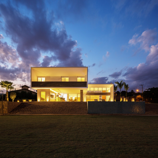 Casa en el Valle / idsp arquitetos - Imagen 14 de 24