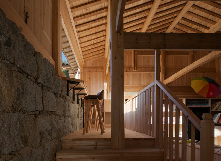 Shangping Village Regeneration - Yang’s School Area / 3andwich Design / He Wei Studio - Beam, Handrail, Deck