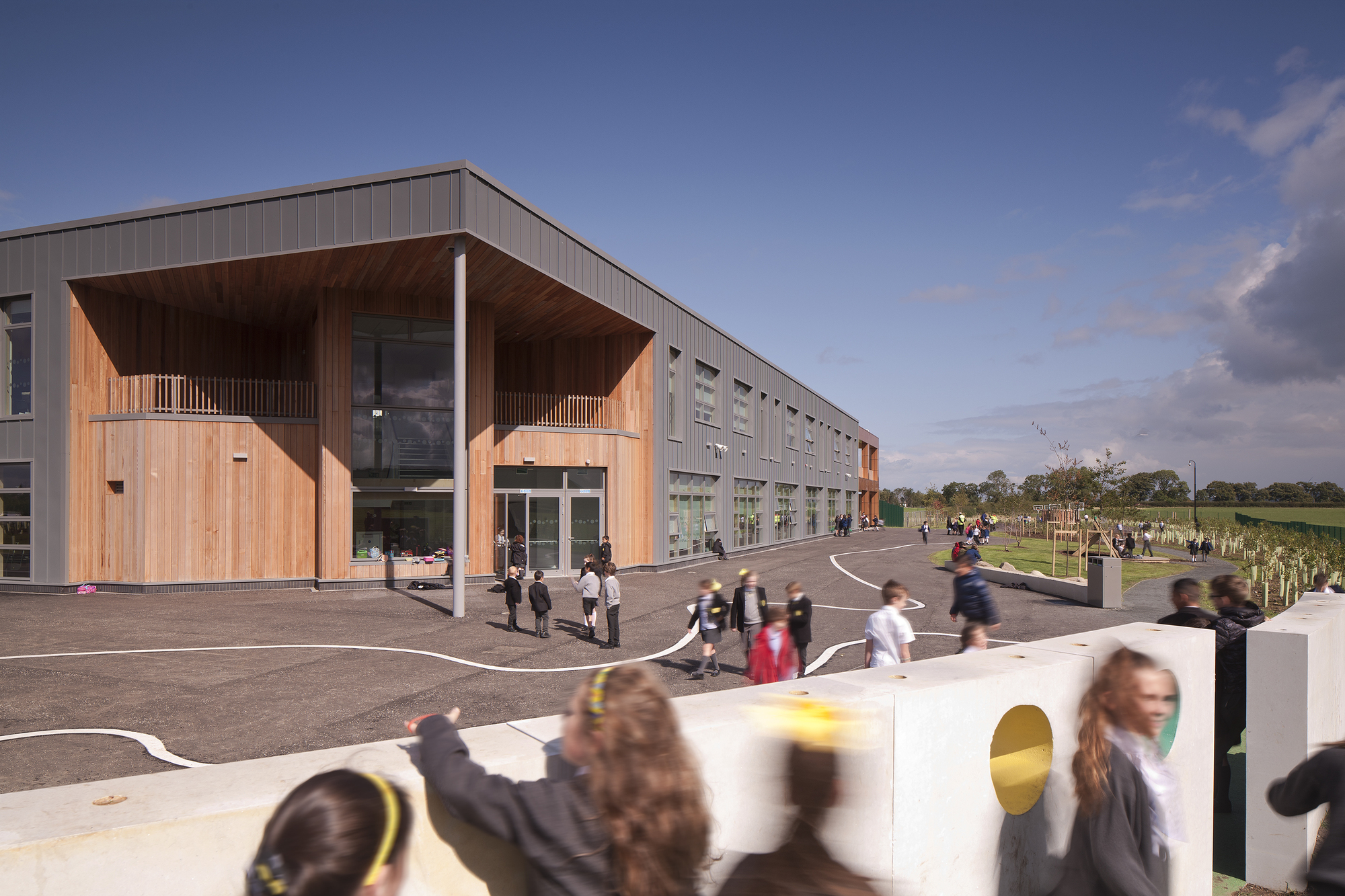 Gallery of Faith Schools’ Joint Campus / BDP 6