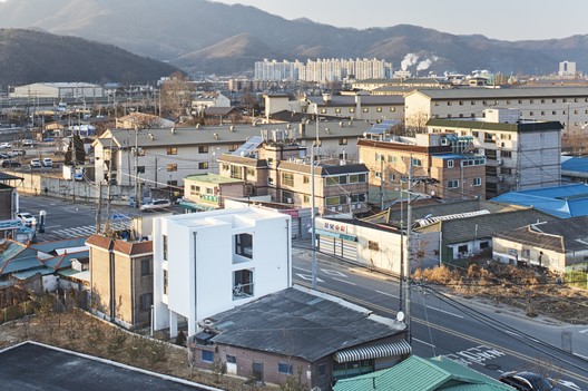 CASA 3/6 em Dongducheon / Y GROUP - Imagem 15 de 40