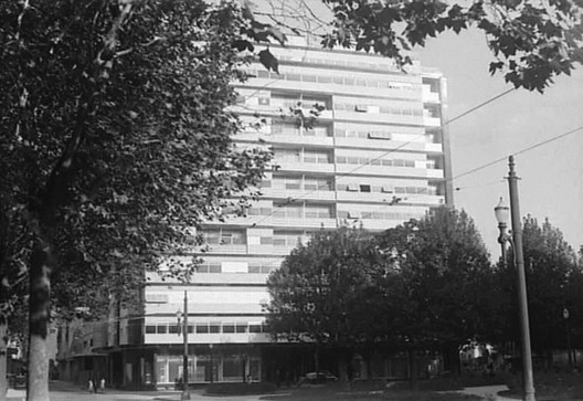 AD Classics: Esther Building / Álvaro Vital Brasil and Adhemar Marinho - Image 4 of 29