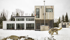 La Maison du Lac Brûlé / Jean-Yves Rouleau