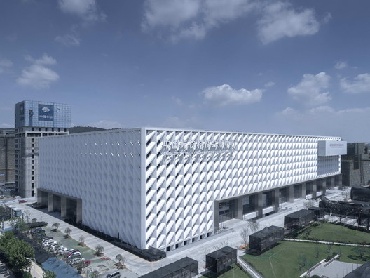 Centro de Convenções e Exposições Optics Valley da China / WSP Architects - Imagem 16 de 21