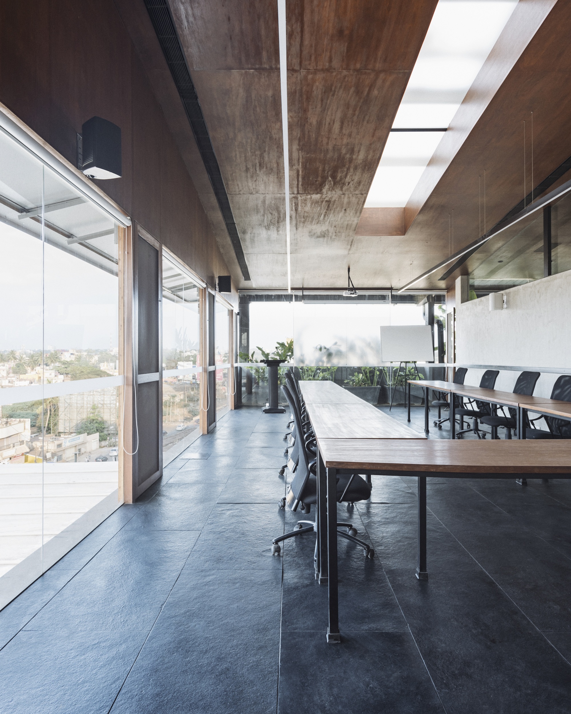 Gallery of Bellad & Co. Head Office / SJK Architects 8