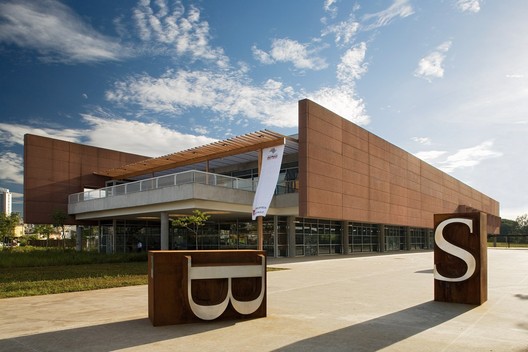"Arquitetura Paulistana" Releases Videos of Visits to Contemporary Works in São Paulo