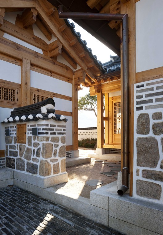Su-o-jae em Eunpyeong / studio_GAON - Imagem 11 de 38