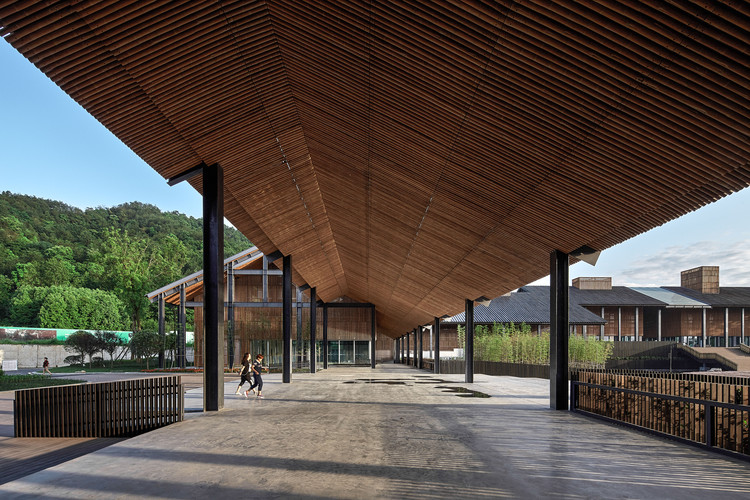 Praça Meiyi na Cidade Antiga de Jiezi / Beijing Huaqing An-design Architects - Mais Imagens