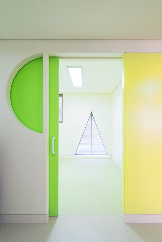 Jardín infantil Jaramteo / KHY architects - Imagen 4 de 27