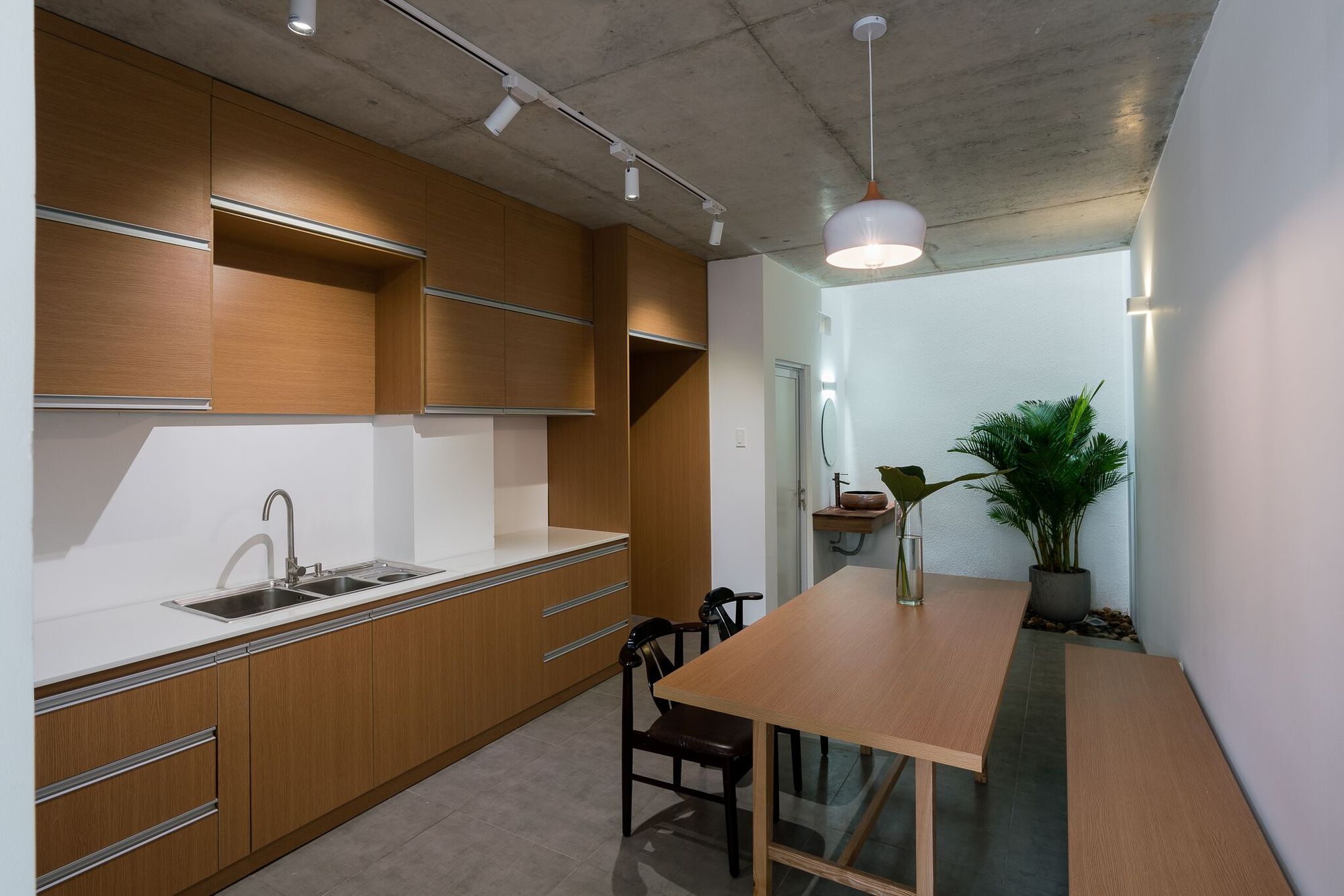 Gallery of THE’S House / G+ Architects - 8