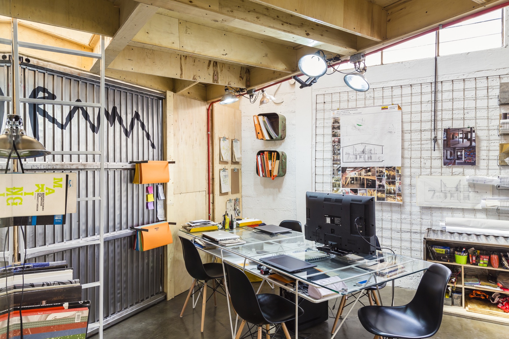 Gallery of Torno Co. Lab / Rama Estudio 3