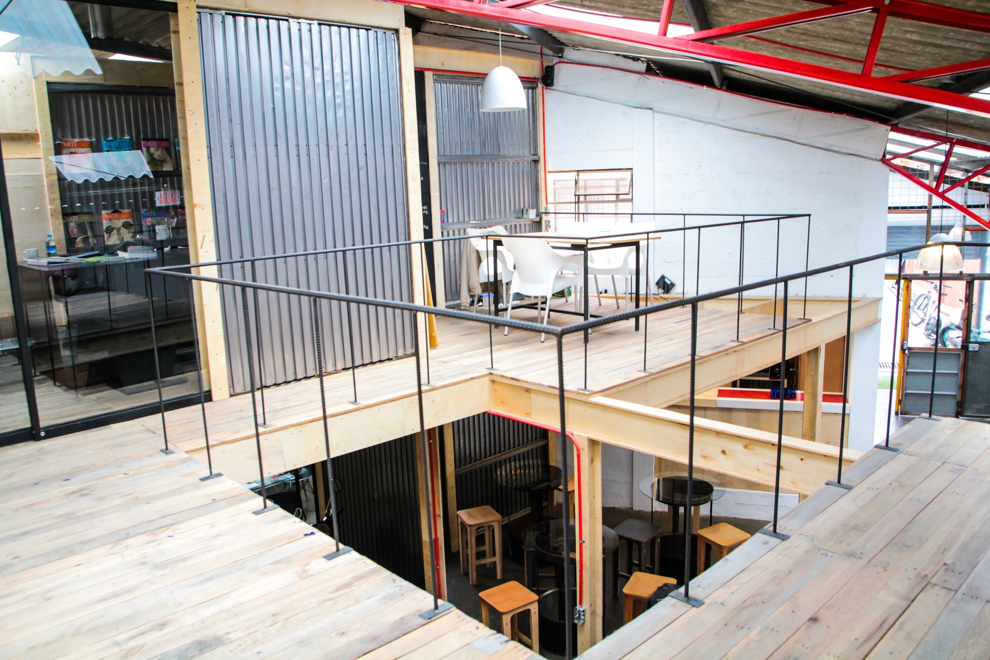 Galería de Torno Co. Lab / Rama Estudio 21