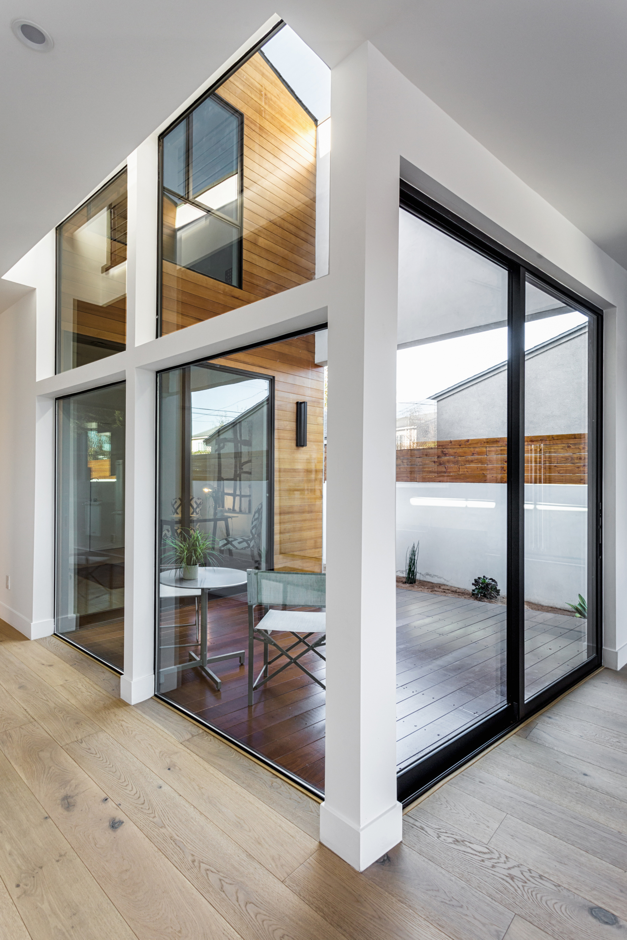 Gallery of Admiral House / Molina Designs 14