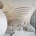 Más allá de las imágenes virales: al interior de la Biblioteca Tianjin Binhai de MVRDV con #donotsettle - Imagen 1 de 4