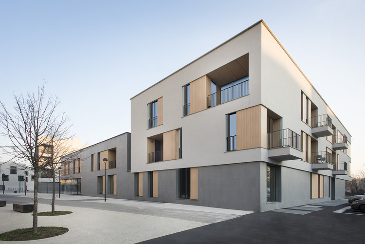 Borgo Assistito  / Giacomo Penco +  Matteo Rossetti - Windows, Facade