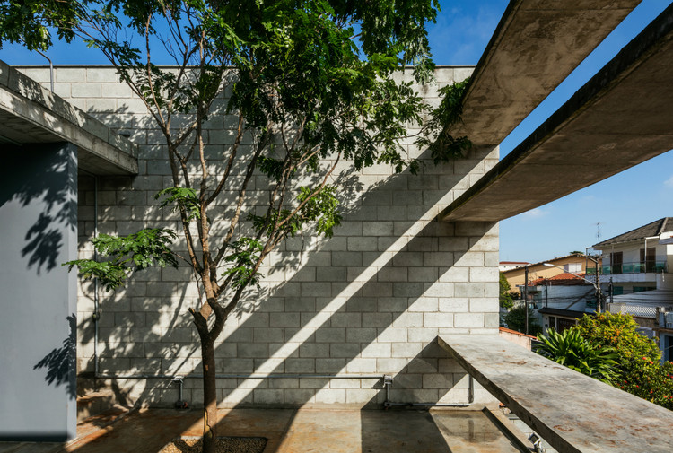 Casa Mipibu / Terra e Tuma Arquitetos Associados. Image © Nelson Kon