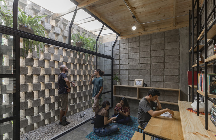 Arquitetura com blocos de concreto: como construir com este material modular e de baixo custo? - Imagem 14 de 24