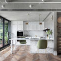 Bright House / HAO Design - Interior Photography, Kitchen, Chair