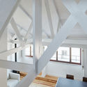 Dom Vasco Apartment / Arriba - Windows, Beam, Handrail