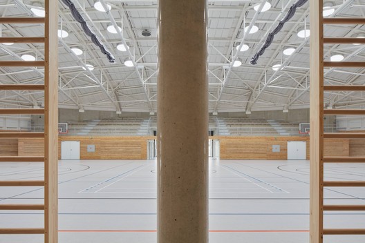 Dolní Břežany Sports Hall / Sporadical - Image 14 of 32