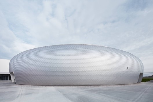 Dolní Břežany Sports Hall / Sporadical - Image 4 of 32