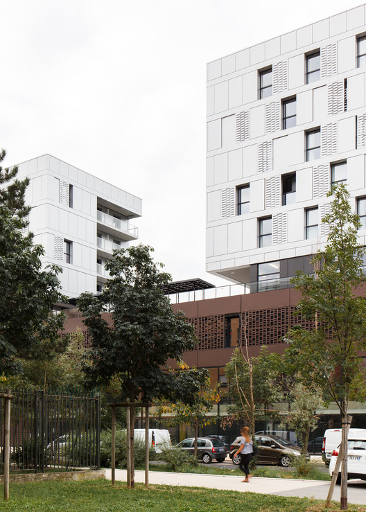 Escuela Superior de Arte / LCR Architectes Escuela Superior de Arte / LCR Architectes - Imagen 13 de 18