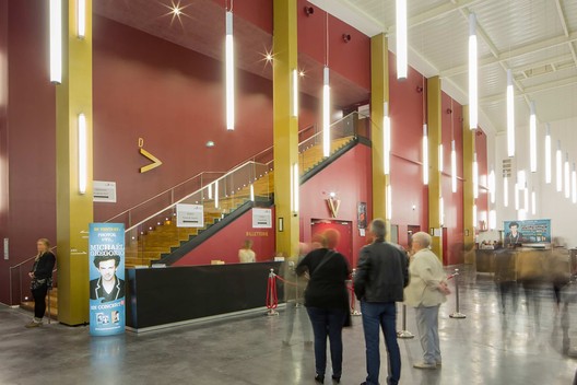 Centro Cultural “Les Fuseaux“ / ANMA Centro Cultural “Les Fuseaux“ / ANMA - Imagen 6 de 24