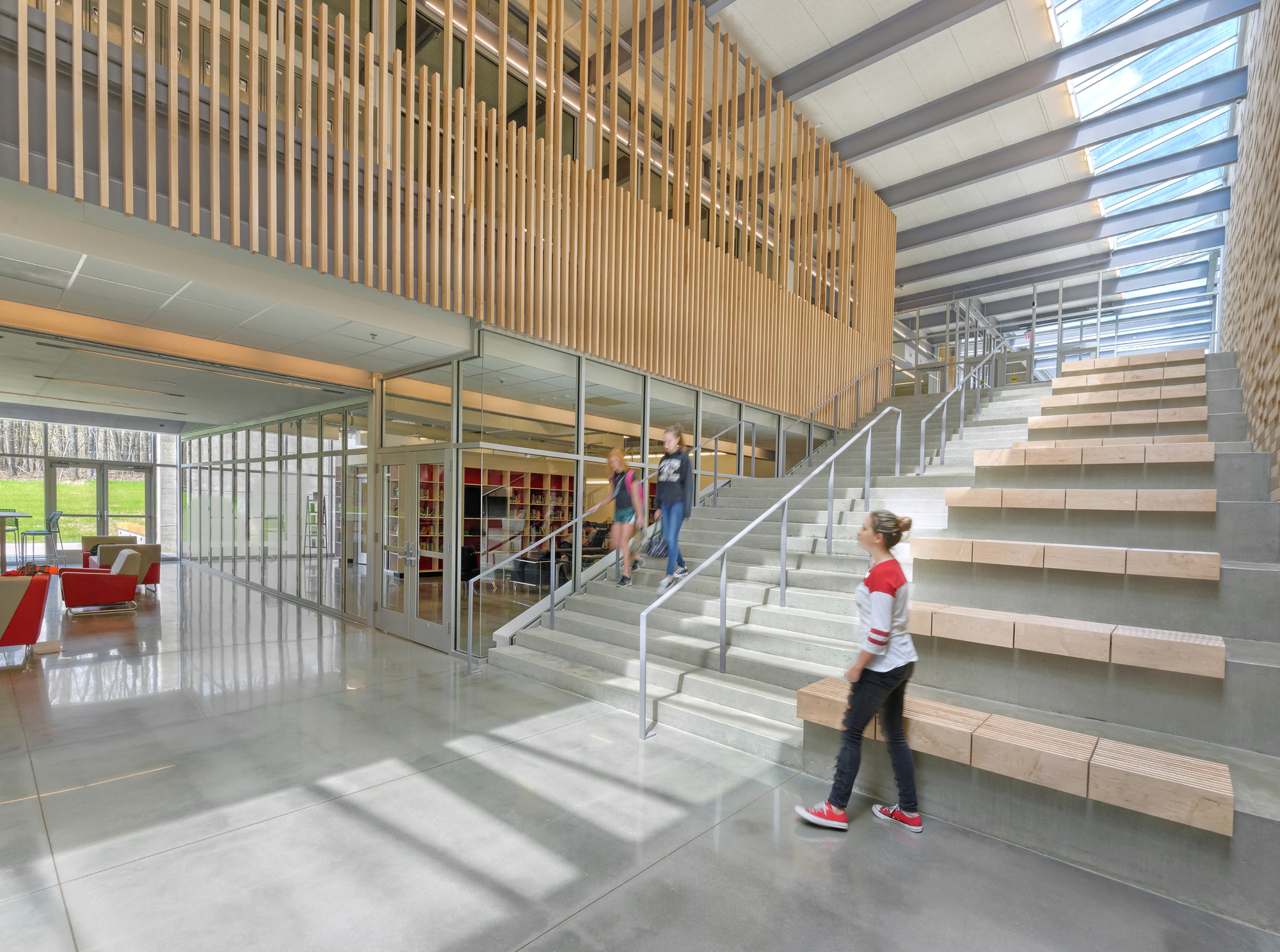 Galería de Escuela Reeds Spring / Dake Wells Architecture 3