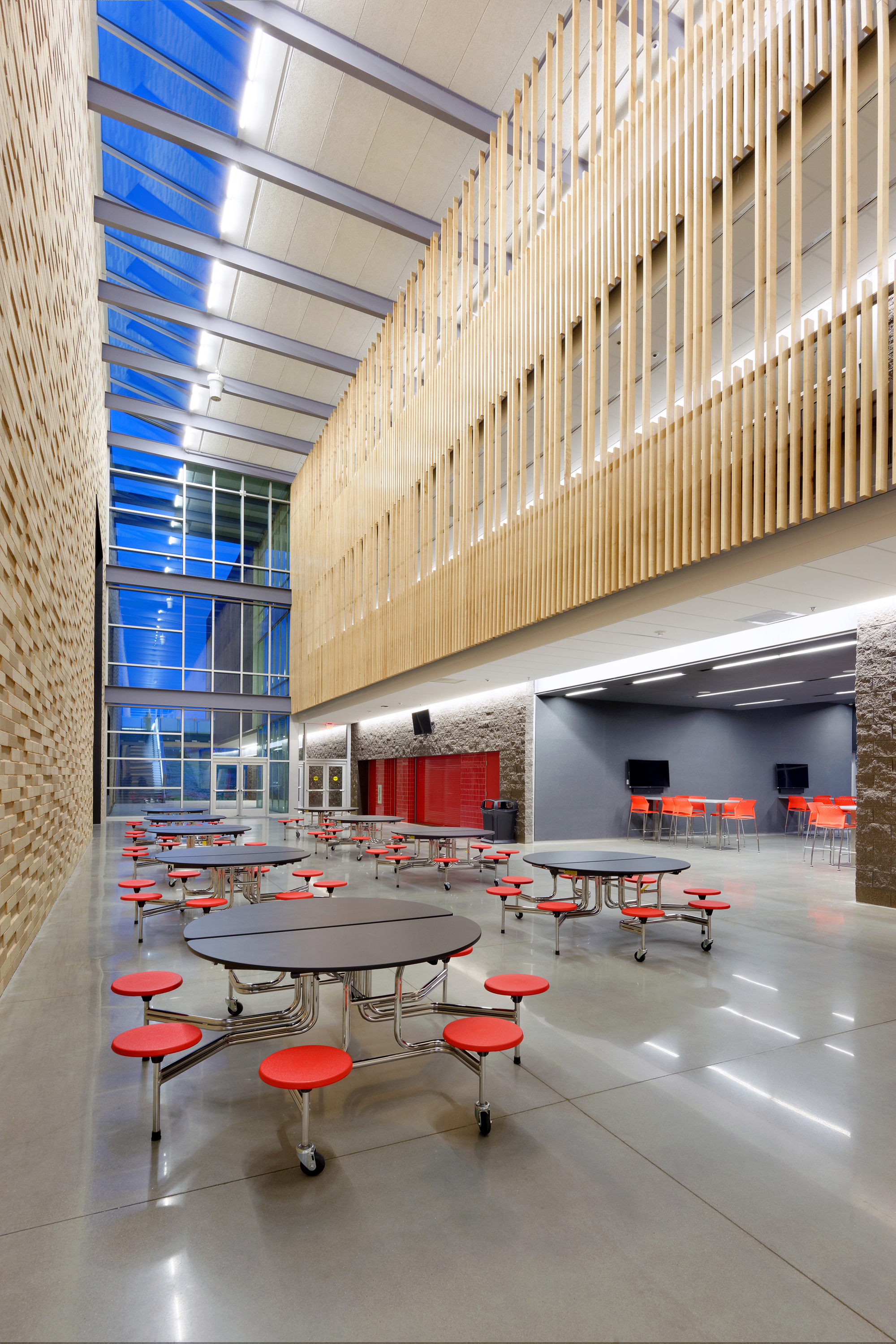 Gallery of Reeds Spring Middle School / Dake Wells Architecture - 7
